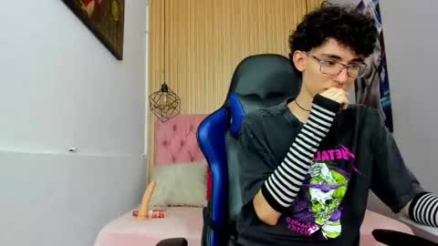 Syriussz online show from 02/17/26, 07:42