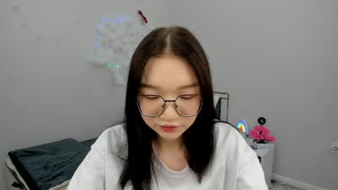 Yuki online show from 06/08/26, 02:28