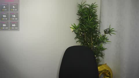 t0ny_wylie online show from 03/07/25, 11:18