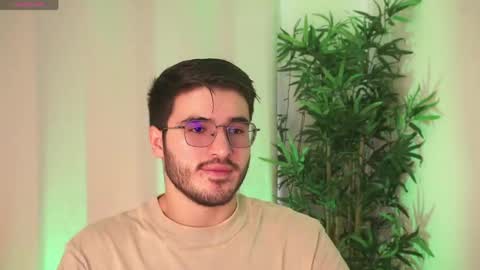 t0ny_wylie online show from 04/13/26, 03:06