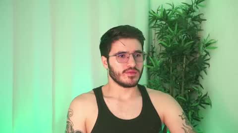 t0ny_wylie online show from 04/25/26, 03:09