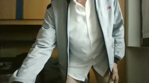 Snapshot of t5519t chatting on 10/30/25, 01:56 t5519t online show from 10/30/25, 01:56