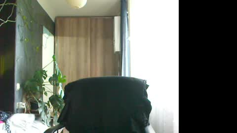 Snapshot of t_huracane chatting on 05/29/26, 03:54 Huracane online show from 05/29/26, 03:54