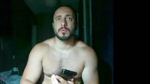 Snapshot of t_huracane chatting on 06/06/26, 05:28 Huracane online show from 06/06/26, 05:28