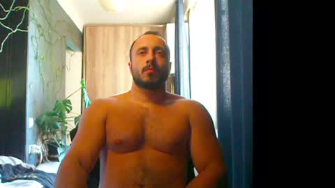 Huracane online show from 06/29/26, 03:45