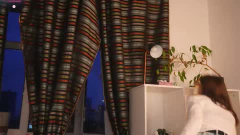 Snapshot of t_tragedienne chatting on 12/03/25, 03:47 Heeey im Helena3 -- fav555100333 -- pvts only premium and after my public show 3 online show from 12/03/25, 03:47