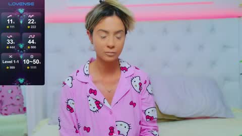 Snapshot of taahiraarabian chatting on 12/16/24, 08:26 Arianna online show from 12/16/24, 08:26