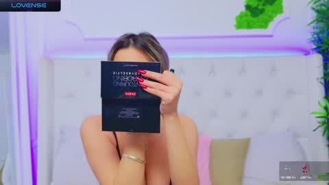 Snapshot of taahiraarabian chatting on 12/19/24, 01:07 Arianna online show from 12/19/24, 01:07