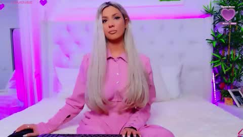 Arianna online show from 03/04/26, 01:28