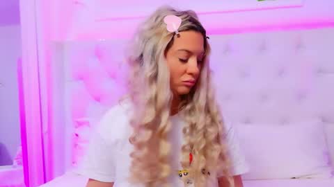 Arianna online show from 03/24/26, 01:27