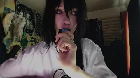 Snapshot of tabethashempert chatting on 02/10/26, 11:36 Lina online show from 02/10/26, 11:36