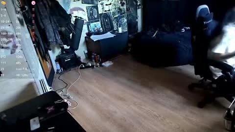 Lina online show from 04/13/26, 03:06