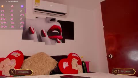 Snapshot of tabyjhonson_ chatting on 09/20/25, 12:28 Taby Jhoson online show from 09/20/25, 12:28
