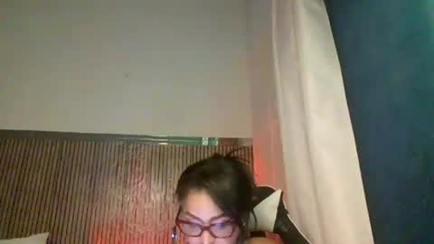 yameil online show from 06/30/26, 09:16