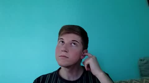 collegetwinkboi online show from 12/17/25, 04:13