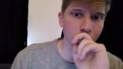 collegetwinkboi online show from 12/18/25, 07:20