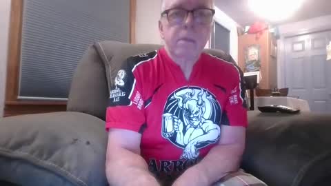 Snapshot of tacrunner66_ chatting on 02/02/25, 02:06 tacrunner66_ online show from 02/02/25, 02:06