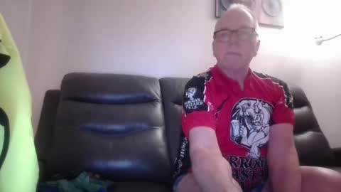 Snapshot of tacrunner66_ chatting on 02/02/25, 02:45 tacrunner66_ online show from 02/02/25, 02:45