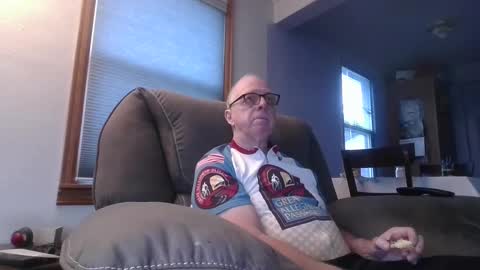 Snapshot of tacrunner66_ chatting on 02/05/25, 01:04 tacrunner66_ online show from 02/05/25, 01:04