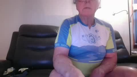 Snapshot of tacrunner66_ chatting on 02/11/25, 03:18 tacrunner66_ online show from 02/11/25, 03:18