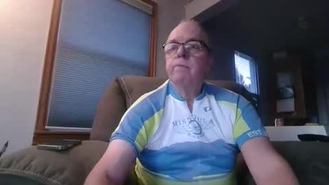 Snapshot of tacrunner66_ chatting on 02/12/25, 01:30 tacrunner66_ online show from 02/12/25, 01:30