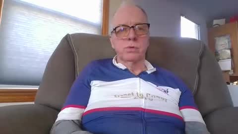 Snapshot of tacrunner66_ chatting on 02/12/25, 09:33 tacrunner66_ online show from 02/12/25, 09:33