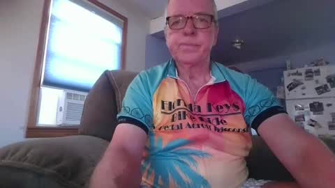 Snapshot of tacrunner66_ chatting on 07/06/26, 02:25 tacrunner66_ online show from 07/06/26, 02:25