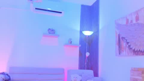 Tahiela  online show from 02/10/26, 11:03