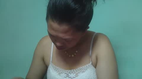 Snapshot of tahiniah chatting on 02/13/25, 12:21 tahiniah online show from 02/13/25, 12:21