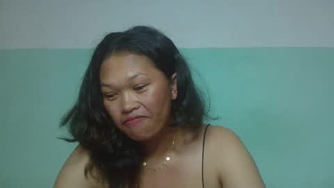 Snapshot of tahiniah chatting on 02/14/25, 06:08 tahiniah online show from 02/14/25, 06:08