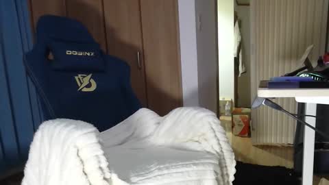 tai online show from 02/02/26, 01:04