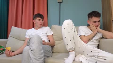 Alex online show from 01/15/26, 04:44