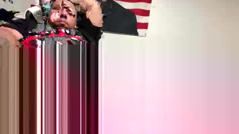 Snapshot of tailormade541 chatting on 11/11/25, 12:27 tailorfitted online show from 11/11/25, 12:27