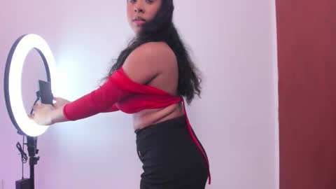 Samantha online show from 10/27/25, 03:43