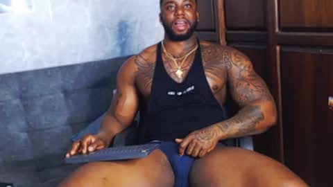 Tairon Tucke online show from 12/03/24, 12:24