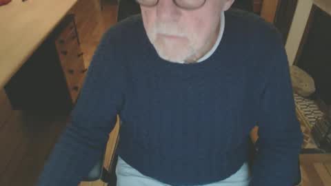 taisabaki54 online show from 04/14/26, 08:26