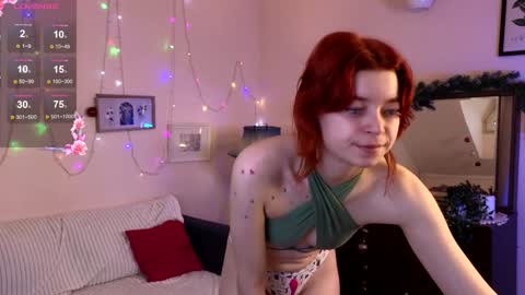 Lizzy online show from 12/26/24, 06:09