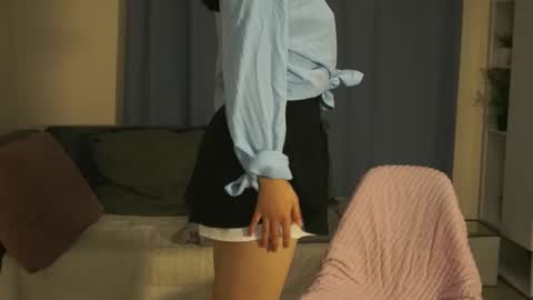 Soo Ying online show from 11/13/25, 08:08