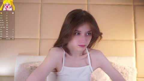 Mia online show from 05/09/26, 01:11