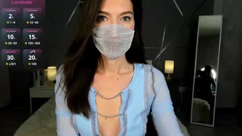 Snapshot of take_me_to_moon chatting on 12/16/25, 01:43 Sasha online show from 12/16/25, 01:43