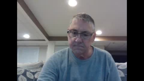 Snapshot of takeitalldown101 chatting on 02/23/25, 08:33 takeitalldown101 online show from 02/23/25, 08:33