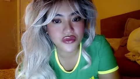 Lena online show from 12/05/24, 02:55