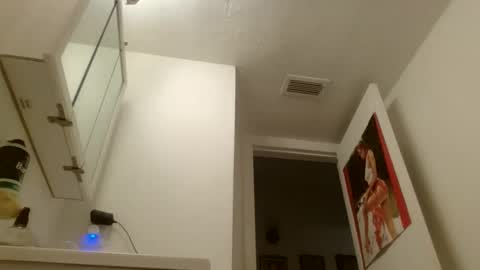 takerlover436295 online show from 11/04/25, 10:53