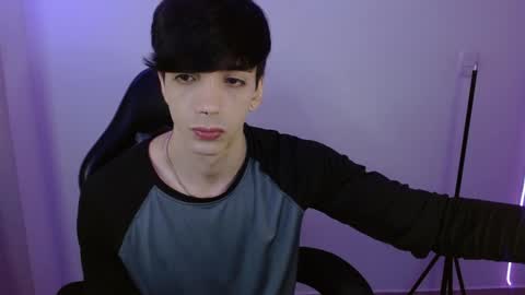 Snapshot of takeru___ chatting on 02/14/26, 12:07 takeru___ online show from 02/14/26, 12:07