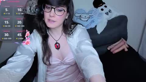 Talia Bloodina online show from 02/12/26, 08:15