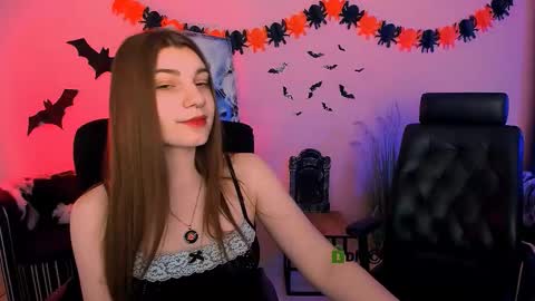 Snapshot of talia_seduce chatting on 10/21/25, 08:48 talia_seduce online show from 10/21/25, 08:48