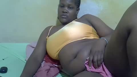 Snapshot of taliah254 chatting on 10/18/25, 08:20 taliah254 online show from 10/18/25, 08:20