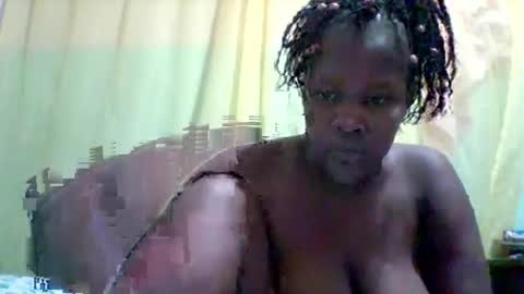 Snapshot of taliah254 chatting on 05/18/26, 05:13 taliah254 online show from 05/18/26, 05:13