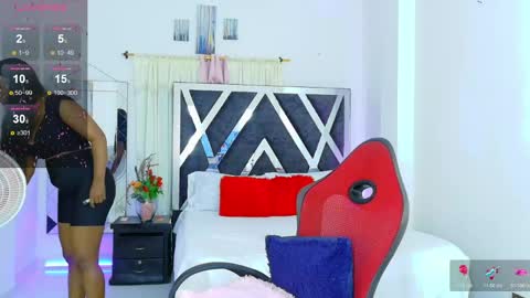 taliana  modelo independiente online show from 04/12/26, 01:54