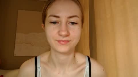 Snapshot of taliiyafiredream chatting on 03/11/25, 07:48 Kira online show from 03/11/25, 07:48